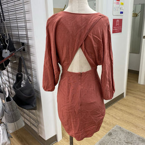 Anthropologie open back dress 4