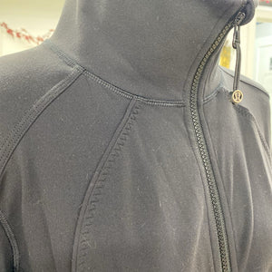 Lululemon zip up 12