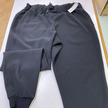 Load image into Gallery viewer, Lululemon jogger style pants 14
