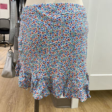 Load image into Gallery viewer, Rails mini floral skirt XL
