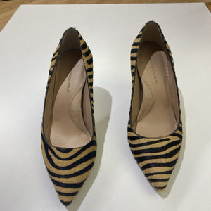 Banana Republic horse hair pumps 6