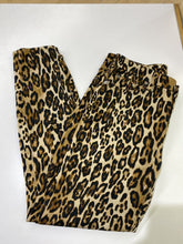 Load image into Gallery viewer, 7 for all mankind leopard print jeans 30
