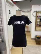 Load image into Gallery viewer, Gymshark t-shirt XS
