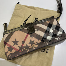 Load image into Gallery viewer, Burberry Clutch
