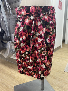 Banana Republic satiny floral skirt 8