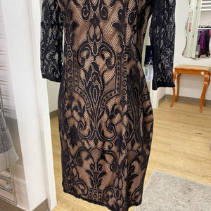 Adrianna Papell lace overlay dress NWT 8