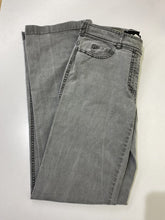 Load image into Gallery viewer, Weekend Max Mara Bootcut Fit jeans 10
