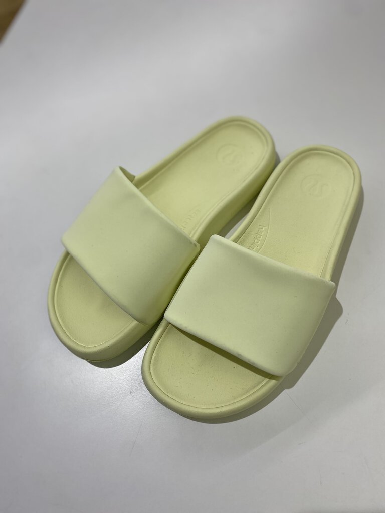 Lululemon slides NWOT 6