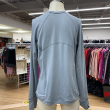 Load image into Gallery viewer, Lululemon long sleeve top 12
