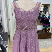 Load image into Gallery viewer, JJ&#39;s House formal dress S/XS
