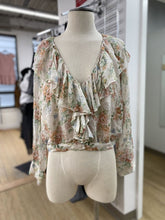 Load image into Gallery viewer, Zara floral semi-sheer top NWT XL
