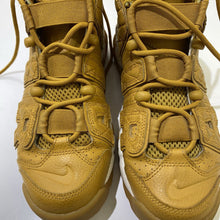 Load image into Gallery viewer, Nike uptempo sneakers 7
