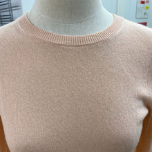 Load image into Gallery viewer, Banana Republic wool blend sweater XS
