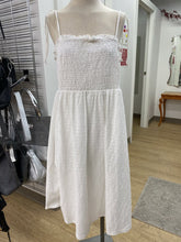 Load image into Gallery viewer, H&amp;M eyelet/smocked dress L
