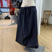 Load image into Gallery viewer, Zara bubble skirt XL
