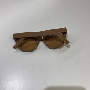 Dan Levy polarized sunglasses