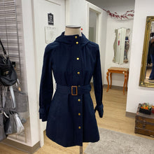 Load image into Gallery viewer, Banana Republic (outlet) trench coat XS
