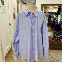 Load image into Gallery viewer, Babaton pinstripe button up XL
