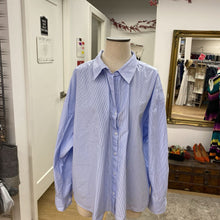 Load image into Gallery viewer, Babaton pinstripe button up XL
