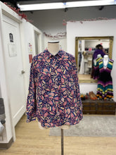 Load image into Gallery viewer, Talbots paisley button up L
