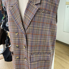 Load image into Gallery viewer, Indi &amp; Cold plaid sleeveless blazer L
