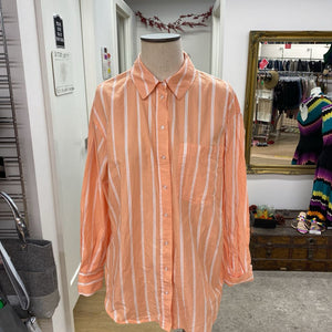 Dynamite striped button up top M