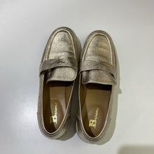 Load image into Gallery viewer, Browns leather loafers 41
