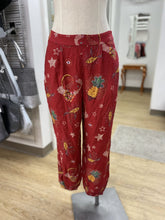 Load image into Gallery viewer, Anthropologie Farm Rio pants S NWT
