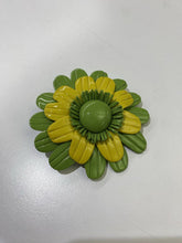 Load image into Gallery viewer, Pono Italy Lucite Flower Brooch
