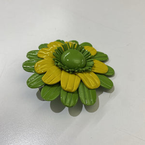 Pono Italy Lucite Flower Brooch