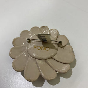 Pono Italy Lucite Flower Brooch