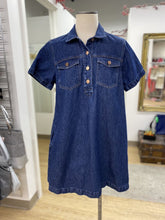 Load image into Gallery viewer, Gap denim shift dress Mp
