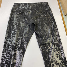 Load image into Gallery viewer, Lululemon silver foil print leggings 10
