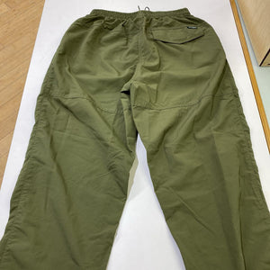 MEC Mountain Equipment Coop nylon pants M