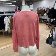 Load image into Gallery viewer, Banana Republic linen blend top S
