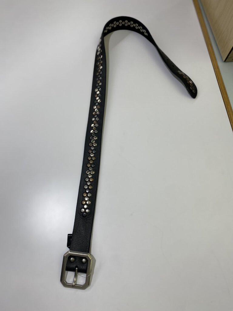 Brave studded leather belt 30