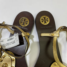 Load image into Gallery viewer, Tory Burch heart sandals 11
