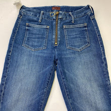 Load image into Gallery viewer, Mother front pocket jeans 26
