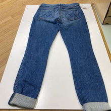 Load image into Gallery viewer, Mother front pocket jeans 26
