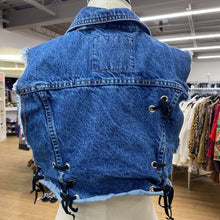 Load image into Gallery viewer, Parasuco vintage denim vest M
