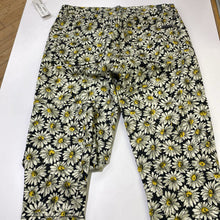 Load image into Gallery viewer, Seven for All mankind floral skinny jeans 28
