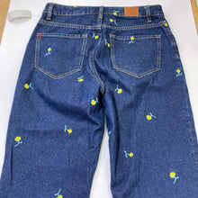 Load image into Gallery viewer, BDG Mom High Rise Slim embroidered jeans 27
