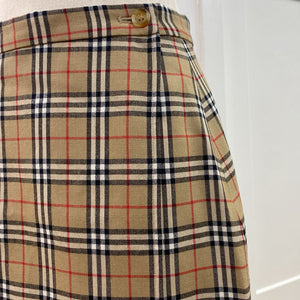 Burberry's vintage plaid skirt 12