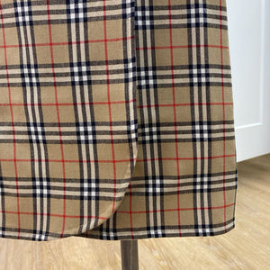 Burberry's vintage plaid skirt 12