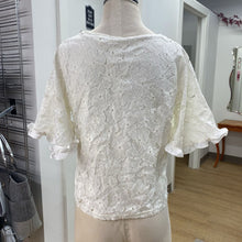 Load image into Gallery viewer, SpicySugar lace top M
