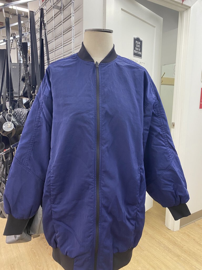 Lululemon reversible oversized jacket 2