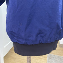 Load image into Gallery viewer, Lululemon reversible oversized jacket 2
