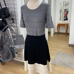 Gabby Skye knit dress M