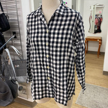 Load image into Gallery viewer, Talbots cotton/linen gingham top S
