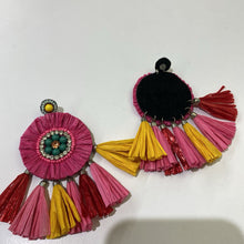 Load image into Gallery viewer, Raffia statement earrings
